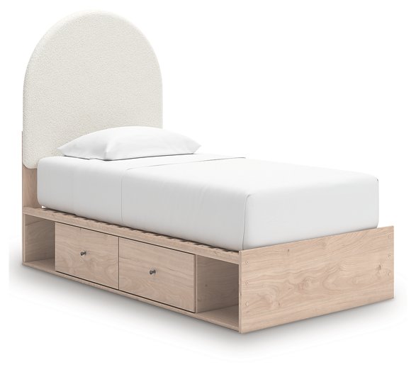 Arloster Upholstered Bed