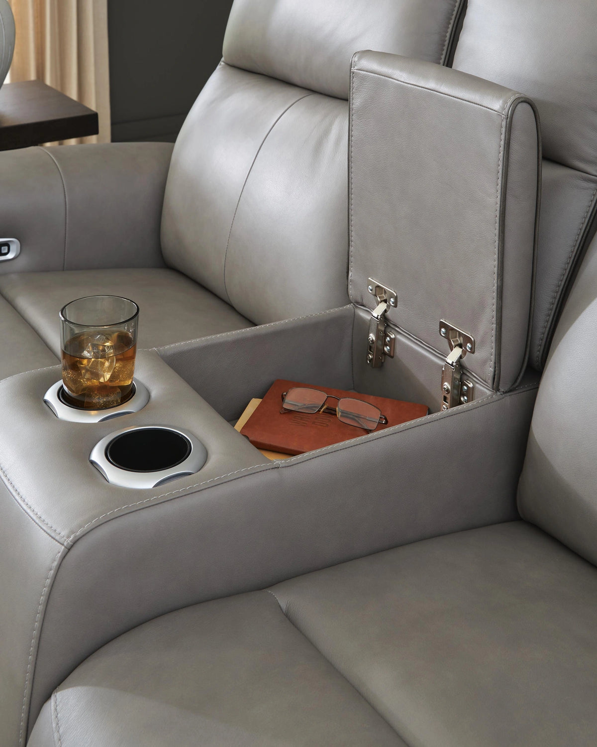 5Z-Comfort Power Reclining Loveseat with Console — Tappahannock